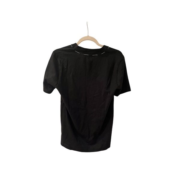 LINDER DARBY V NECK DOG TAG T SHIRT SIZE SMALL - Picture 2 of 5